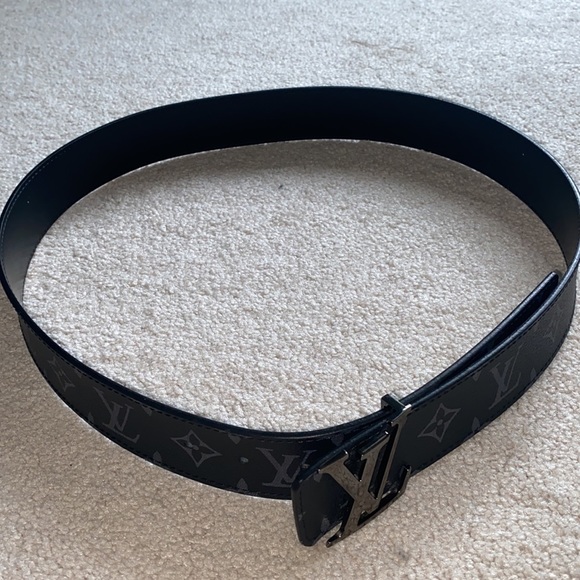 Men’s Louis Vuitton belt - Picture 2 of 4